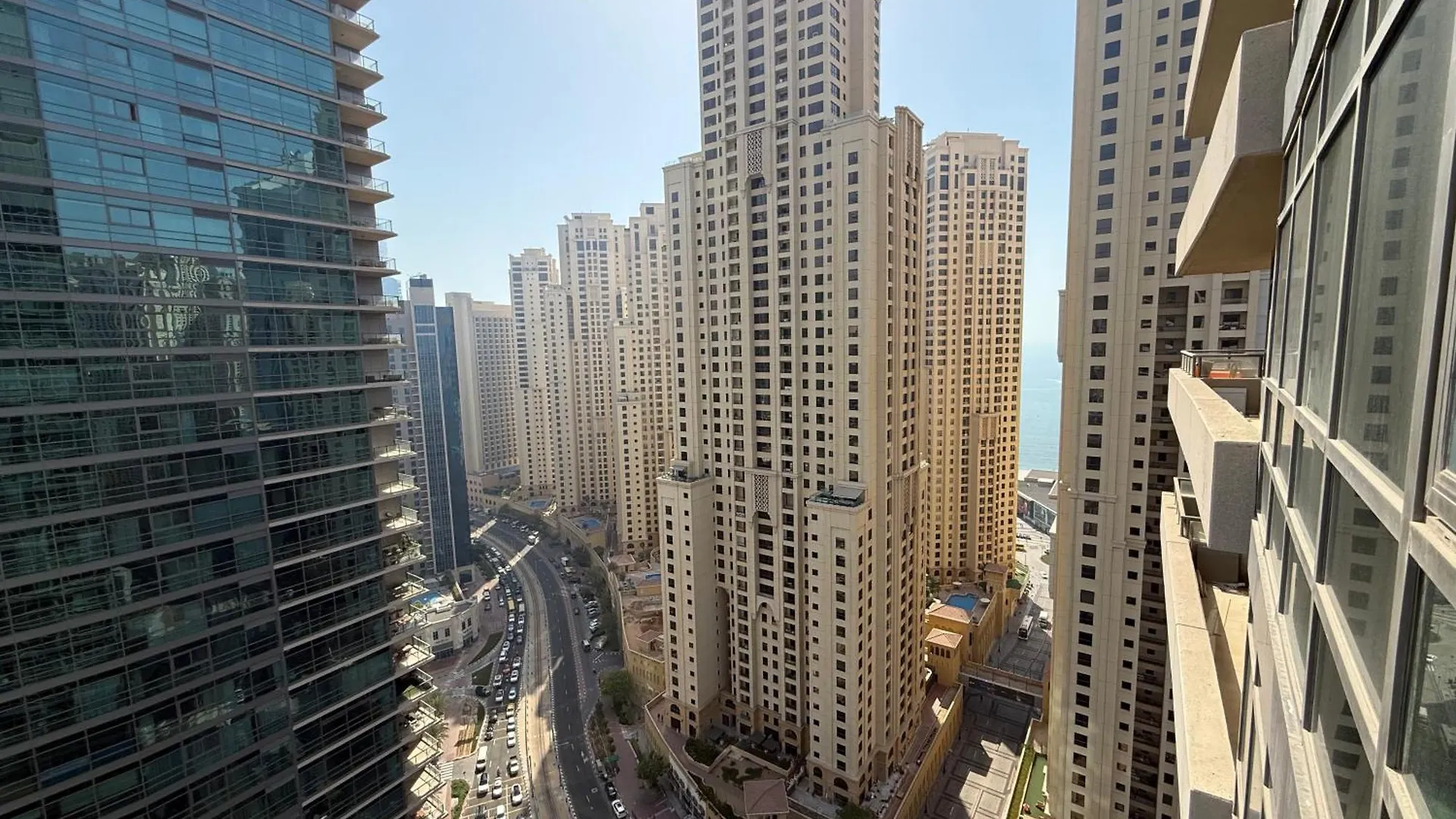 Signature Marina View 1Br, High Floor, Marina Quays Dubai Apartment